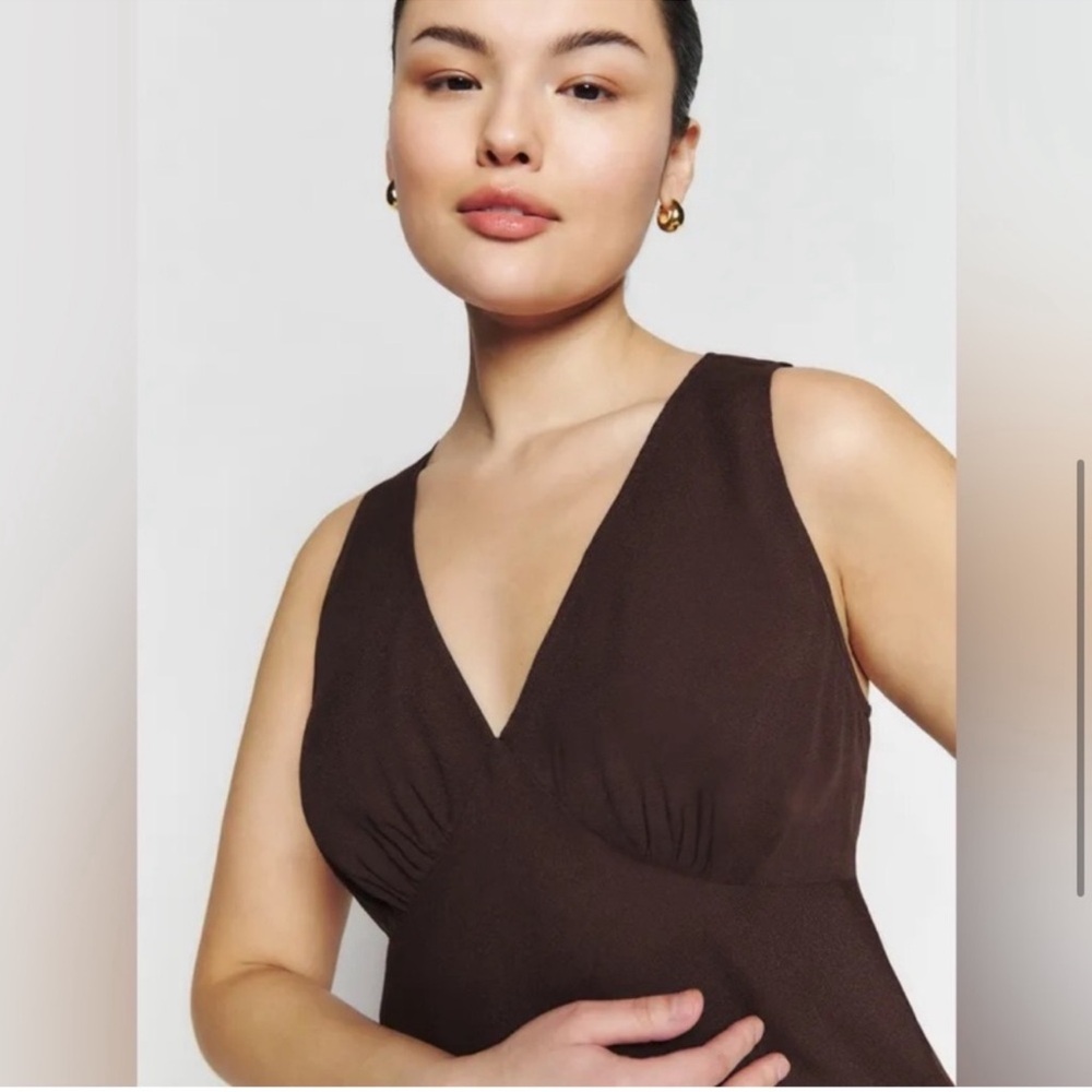 REFORMATION NTW SHORT CHOCOLATE BROWN DRESS; SIZE MEDIUM - Picture 2 of 5
